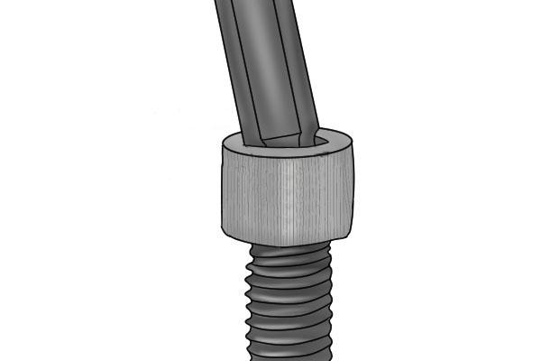 Fitting a replaceable blade on a router cutter 