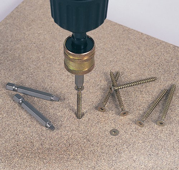 Screwdriver attachments that can be changed quickly and easily