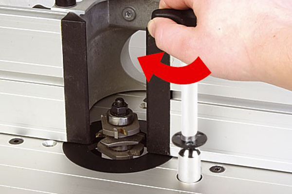Above table adjustment, router table, adjusting height of router bit, using router lift