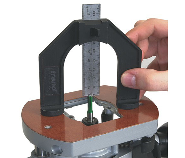 depth gauge for routing and saw blades 